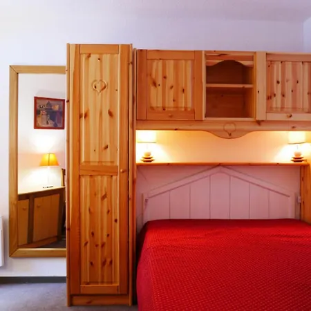 Le De 3 - 2 Pieces Pour 6 Personnes Mae-9734 * La Plagne